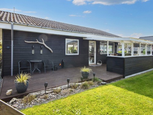 Holiday home - 5 persons -  - Nørgårds Strand - Pøt Strandby - 7130 - Juelsminde