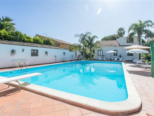 Sommerhus - 8 personer -  - SP - Comiso - 97012 - Chiaramonte Gulfi