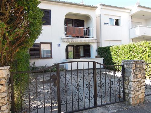 Holiday apartment - 5 persons -  - Miroslava Celebrina 10, Vantacici - 51511 - Malinska