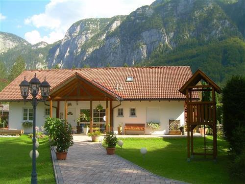 Holiday Home/Apartment - 2 persons -  - Obertraun - 4831 - Obertraun