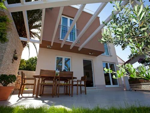 Holiday Home/Apartment - 6 persons -  - Mastrinka - 21220 - Mastrinka