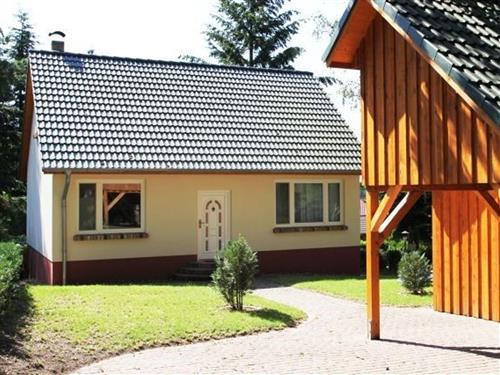 Ferienhaus - 6 Personen -  - ruhige Lage am Borgwall, 100 m zum Krakower See - 18292 - Krakow Am See