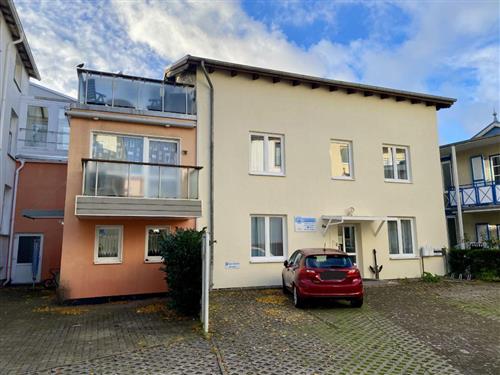 Ferienhaus - 3 Personen -  - Poststraße - 18119 - Rostock / Warnemünde