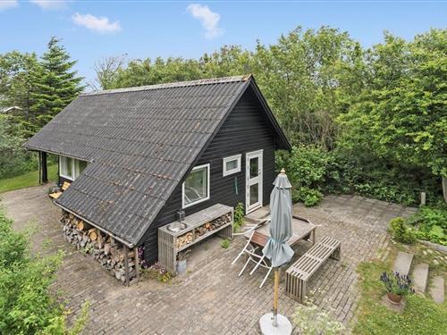 Holiday home - 3 persons -  - Klintevej - Hald - 3390 - Hundested