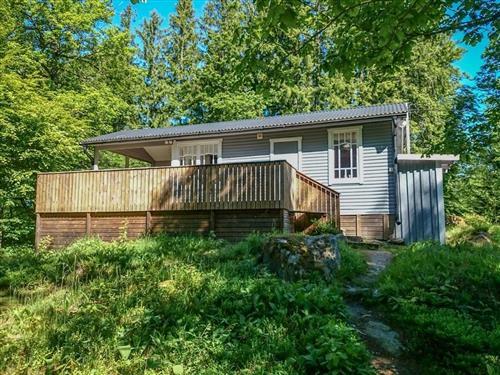 Fritidshus - 4 personer -  - Kalvshult - Älmhult - 343 96 - Hallaryd