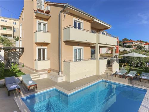 Holiday Home/Apartment - 10 persons -  - Ulica Drage Markovica - Split-Solin - 21210 - Solin