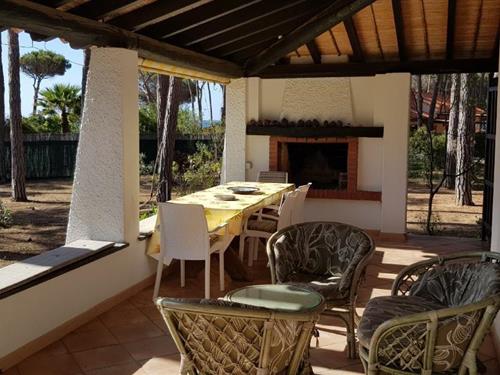 Ferienhaus - 5 Personen -  - Cancello bei km 37.8 auf  SS - 09010 - Santa Margherita Di Pula