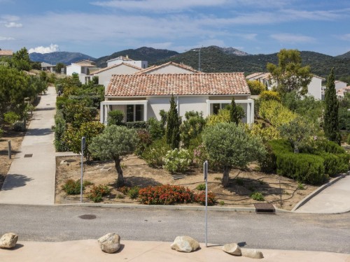 Holiday home - 8 persons -  - 20226 - Belgodere