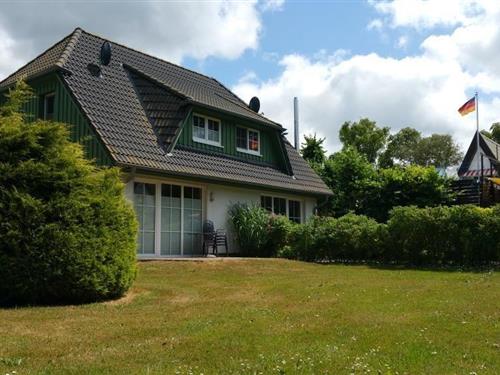 Holiday Home/Apartment - 4 persons -  - Dorfstr. - 18374 - Seeheilbad Zingst