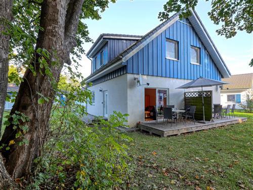 Holiday Home/Apartment - 4 persons -  - Seebad Altefähr - 18573