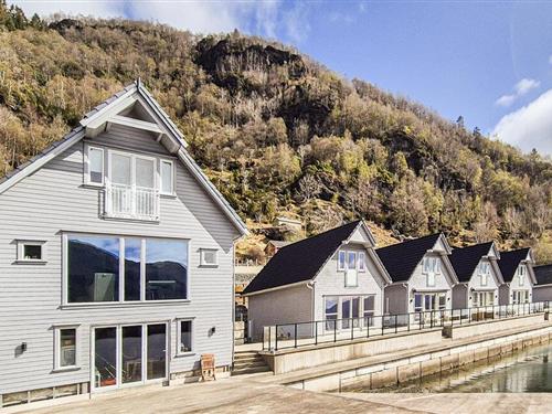Holiday home - 7 persons -  - Saudavegen - 5585 - Sandeid
