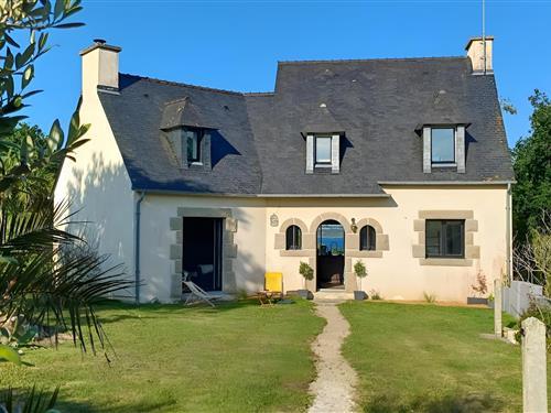 Holiday home - 6 persons -  - 29241 - Locquirec