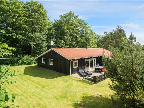 Holiday Home/Apartment - 8 persons -  - Fyrrelunden - Jegum - 6840 - Oksbøl