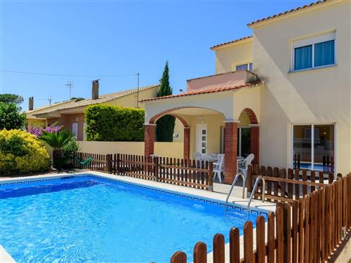 Holiday home - 6 persons -  - L'escala - 17130