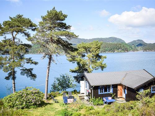 Holiday home - 6 persons -  - Bårdsundvegen - Bårdsund/Tysnes - 5683 - Reksteren