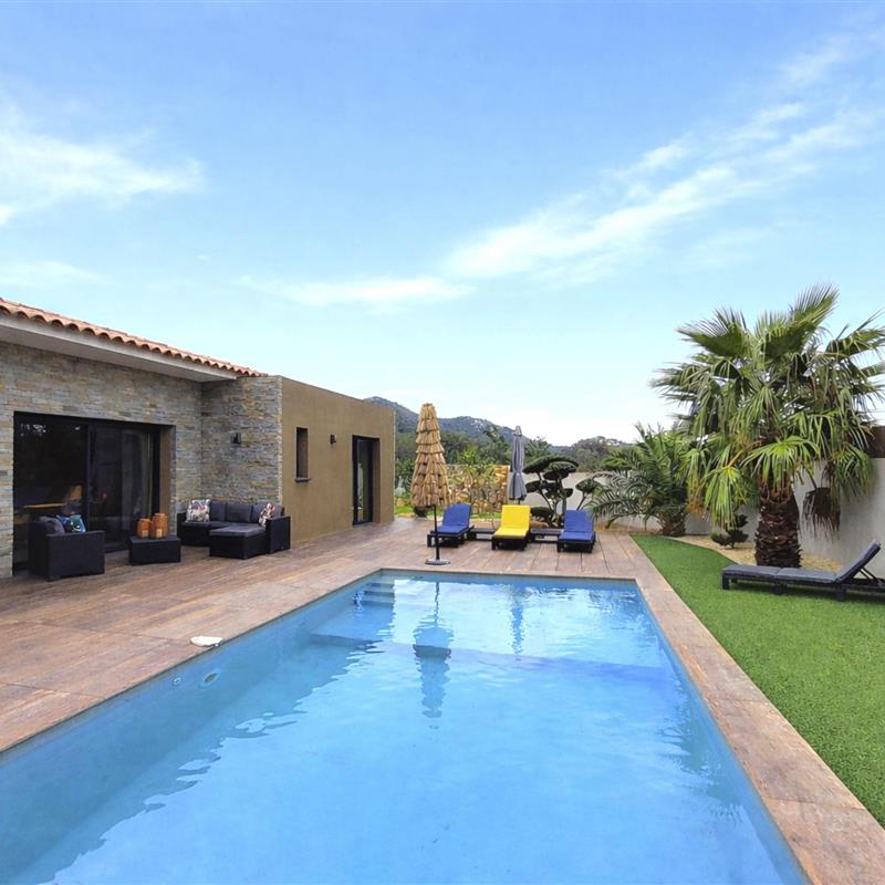 Sommerhus - 8 personer -  - Lecci - 20137