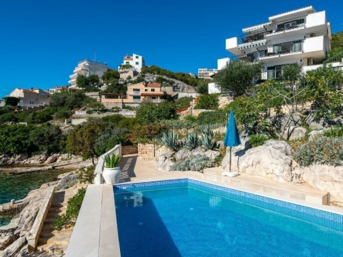 Holiday home - 13 persons -  - 21226 - Vinisce