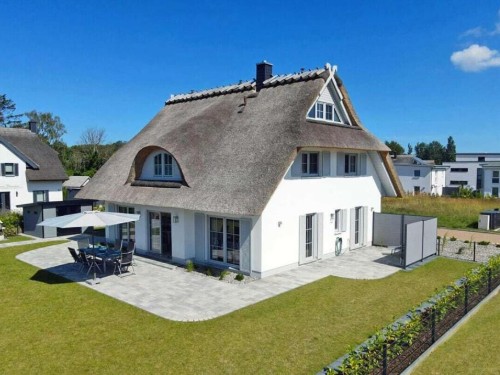 Sommerhus - 8 personer -  - 18551 - Glowe