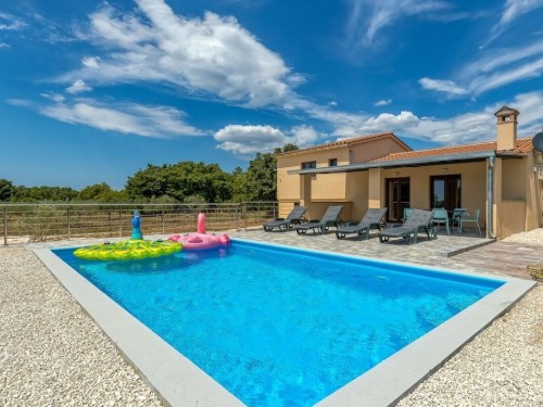 Holiday home - 4 persons -  - 52342 - Jursici