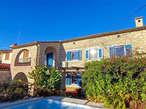 Feriehus - 8 personer -  - Krasa - 52204 - Liznjan