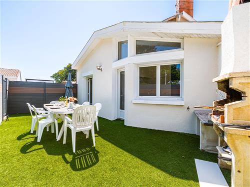 Holiday apartment - 6 persons -  - Les Mathes - 17570