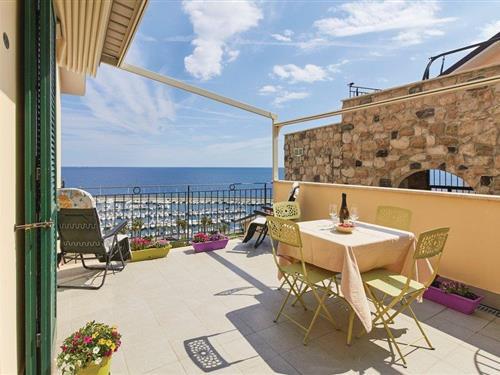 Ferielejlighed - 3 personer -  - Via Cavi - Santo Stefano - 18010 - Santo Stefano  (Im)