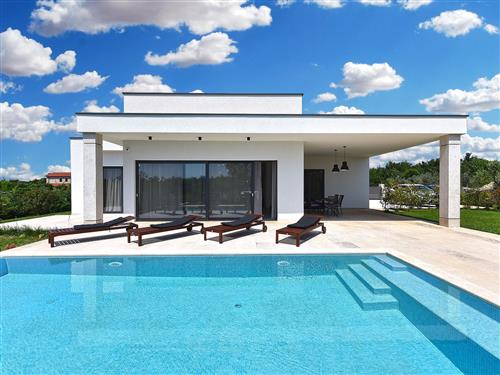 Holiday home - 7 persons -  - Bokordici - 52342