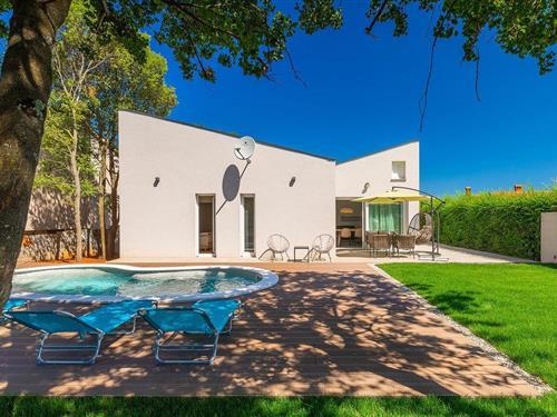 Holiday home - 6 persons -  - Mala Vala - Pula - 52212 - Valbandon