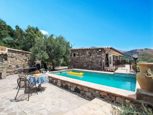 Holiday home - 6 persons -  - 98030 - Gaggi