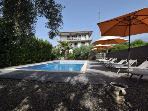 Holiday apartment - 3 persons -  - 95010 - Milo