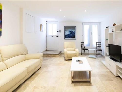 Ferienhaus - 4 Personen -  - 06600 - Antibes