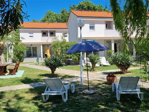 Holiday Home/Apartment - 4 persons -  - Zdenke Cermakove - 51523 - Baška