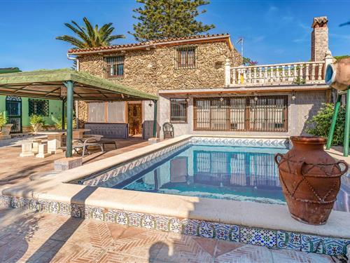 Holiday home - 11 persons -  - Carracolilla - Chiclana De La Frontera - 11130 - Chiclana De La Fronter