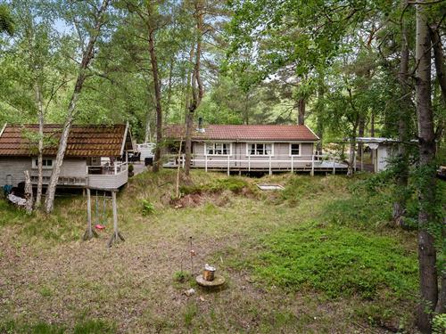Holiday home - 4 persons -  - Gubbegårdsvejen - Dueodde - 3730 - Nexø