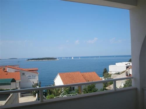 Holiday Home/Apartment - 4 persons -  - Primošten - 22202 - Primošten