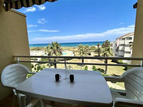 Holiday Home/Apartment - 6 persons -  - 66750 - St Cyprien