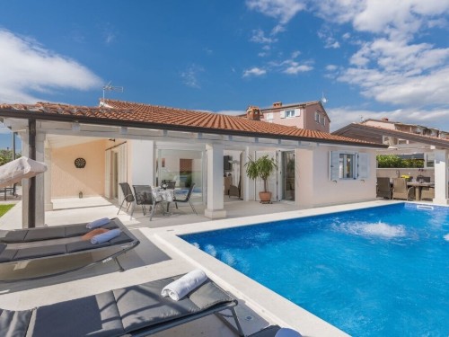 Villa - 7 Personen -  - 52340 - Porec