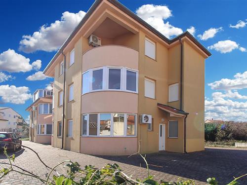 Holiday apartment - 4 persons -  - Smiljevac 5 (44.821883, - 52204 - Liznjan