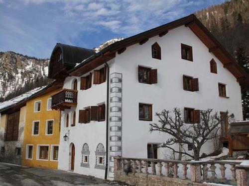 Ferienhaus - 4 Personen -  - Chasuras - 7532 - Tschierv