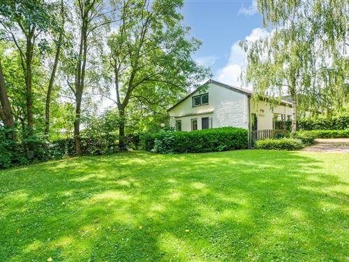 Fritidshus - 8 personer -  - 6235NC - Ulestraten