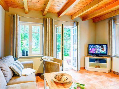 Feriehus - 6 personer -  - Kliffstraße - 18211 - Nienhagen