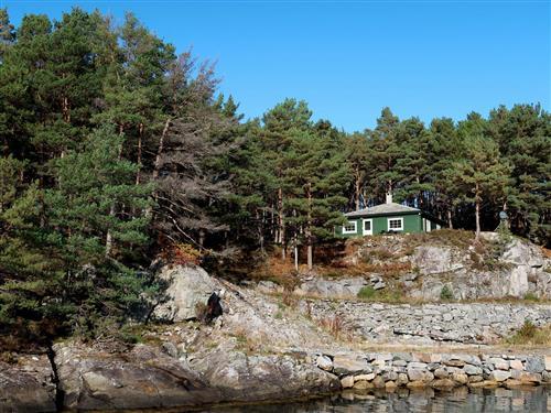 Sommerhus - 6 personer -  - Leirvik - 6953