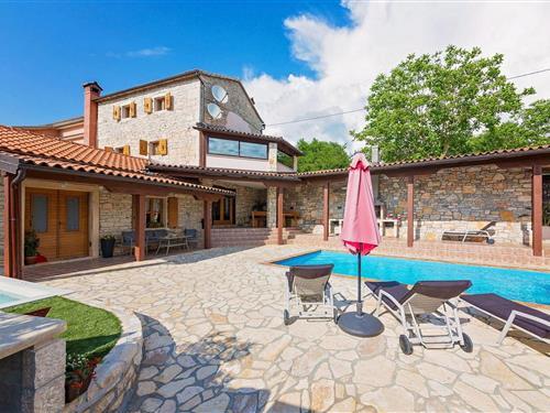 Ferienhaus - 10 Personen -  - Basici - 52444 - Tinjan