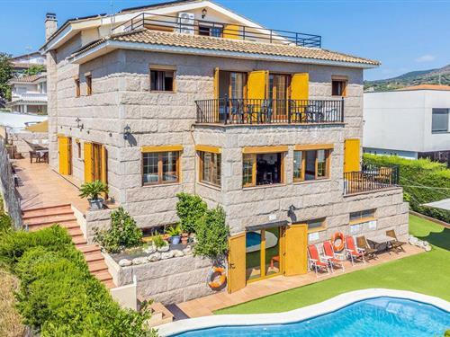 Feriehus - 15 personer -  - Turo de les Monges, - 08328 - Alella