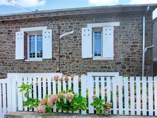 Holiday apartment - 2 persons -  - Rue du clos Joli - 35400 - Saint-Malo