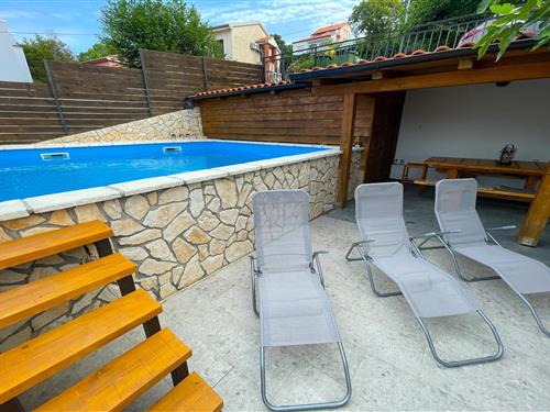 Holiday Home/Apartment - 6 persons -  - 51265 - Dramalj