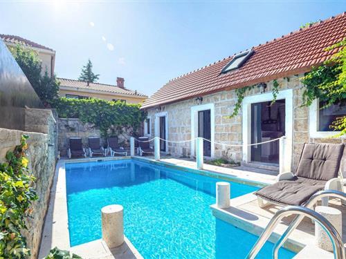 Sommerhus - 11 personer -  - Vrlicka ulica - Split-Sinj - 21230 - Sinj