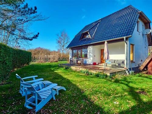 Holiday Home/Apartment - 4 persons -  - Straminke - 18374 - Zingst