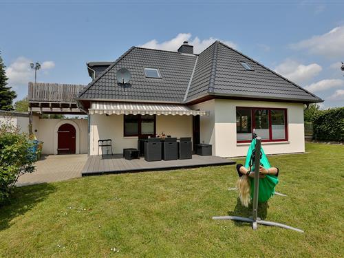 Holiday Home/Apartment - 6 persons -  - Pommernstraße - 25761 - Büsum