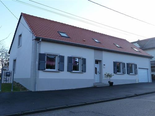 Holiday home - 8 persons -  - 57620 - Lemberg